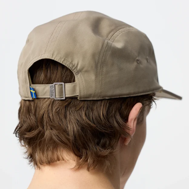 Fjällräven Fjällräven Flat Brim Cap Unisex Caps, hats & beanies Model Model back 100587