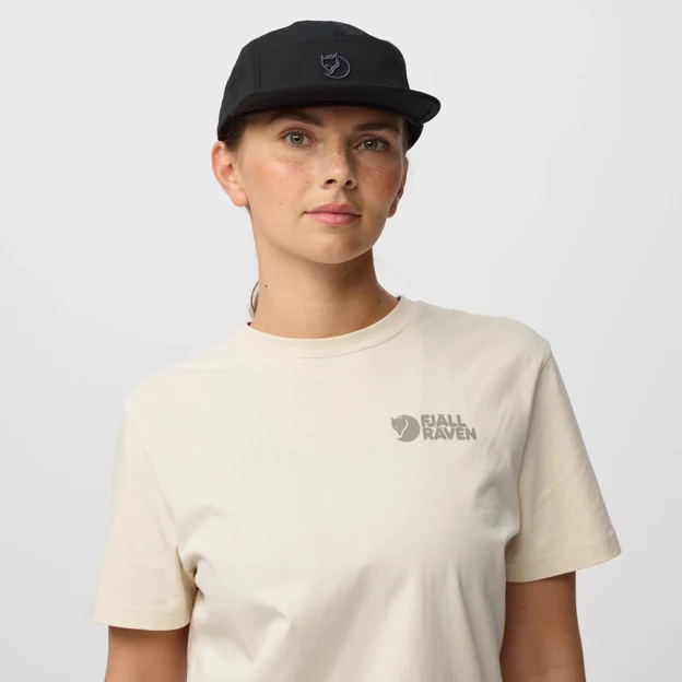 Fjällräven Fjällräven Flat Brim Cap Unisex Caps, hats & beanies Model Angle G 100585