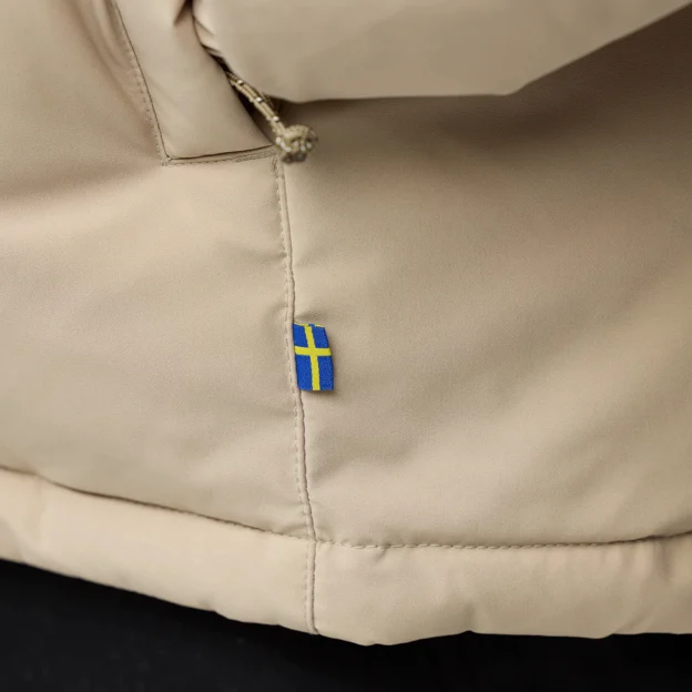Fjällräven Fjällräven Kamas Lite Down Jkt M Men’s Down jackets Model Angle K 92686