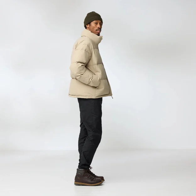 Fjällräven Fjällräven Kamas Lite Down Jkt M Men’s Down jackets Model Model back 92680