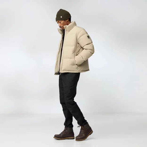 Fjällräven Fjällräven Kamas Lite Down Jkt M Men’s Down jackets Model Model side 92679