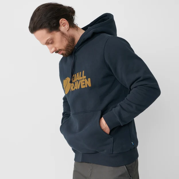 Fjällräven Fjällräven Logo Hoodie M Men’s Outlet Model Model side 60175