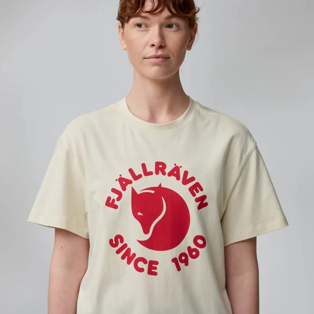Fjällräven Fjällräven Relaxed T-shirt W Women’s T-shirts & tank tops Model Angle F 89885
