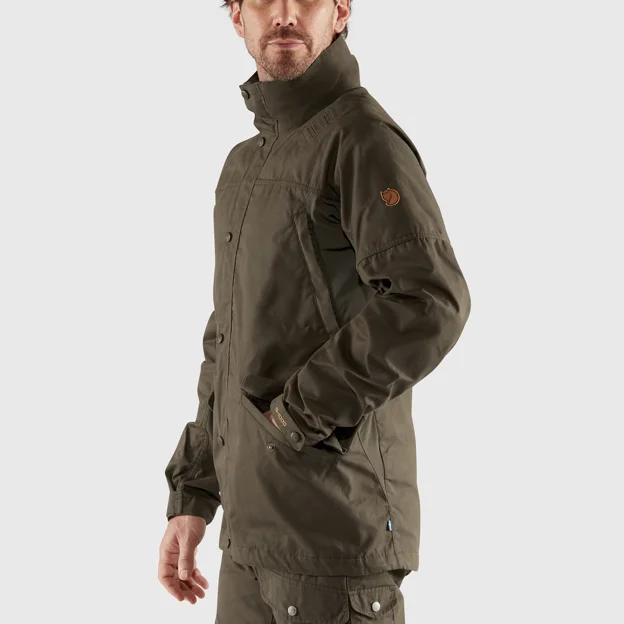 Fjällräven Forest Hybrid Jacket M Men’s Hunting jackets Model Model side 33693