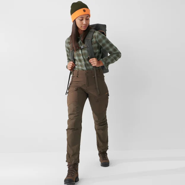 Fjällräven Forest Hybrid Trousers W Women’s Hunting trousers Model Model front 60185