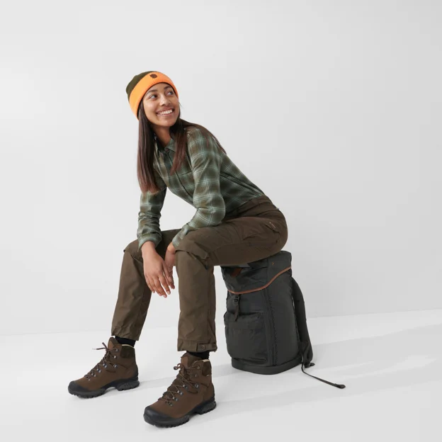 Fjällräven Forest Hybrid Trousers W Women’s Hunting trousers Model Model side 60187