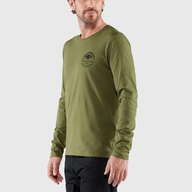 Fjällräven Forever Nature Badge LS M Men’s T-shirts & tank tops Model Model side 23589