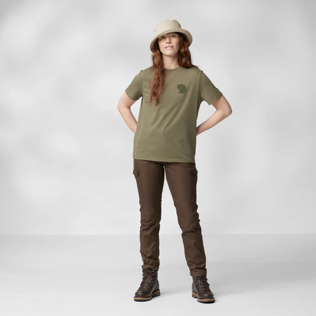 Fjällräven Fox Boxy Logo Tee W Women’s T-shirts & tank tops Model Model front 66653