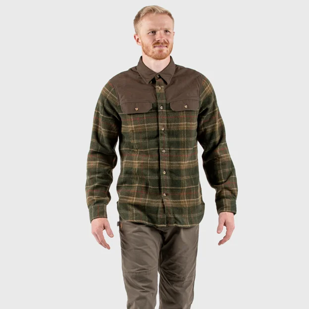 Fjällräven Granit Shirt M Men’s Shirts Model Model front 44544