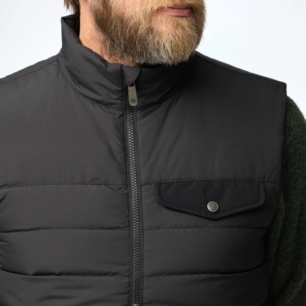 Fjällräven Greenland Down Liner Vest M Men’s Down jackets Model Angle H 86234