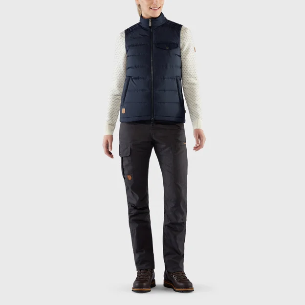 Fjällräven Greenland Down Liner Vest W Women’s Down jackets Model Model front 23985