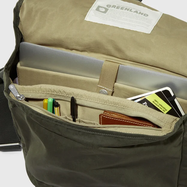 Fjällräven Greenland Shoulder Bag Small Unisex Daypacks Detail 21941