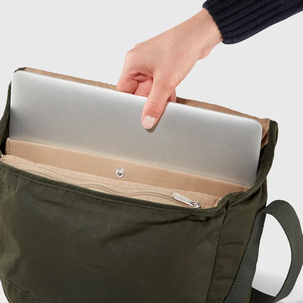Fjällräven Greenland Shoulder Bag Small Unisex Daypacks Detail 21940
