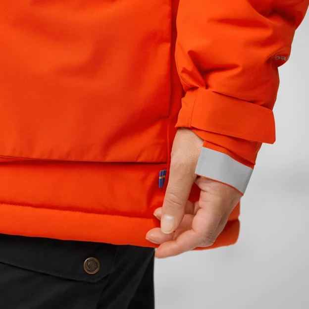 Fjällräven HC Hydratic Padded Jacket W Women’s Outdoor jackets Model Angle L 85460