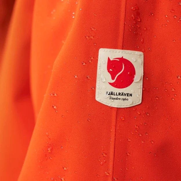Fjällräven HC Hydratic Padded Jacket W Women’s Outdoor jackets Model Angle Q 85465