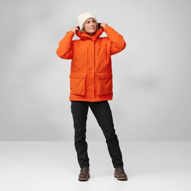 Fjällräven HC Hydratic Padded Jacket W Women’s Outdoor jackets Model Angle F 85454