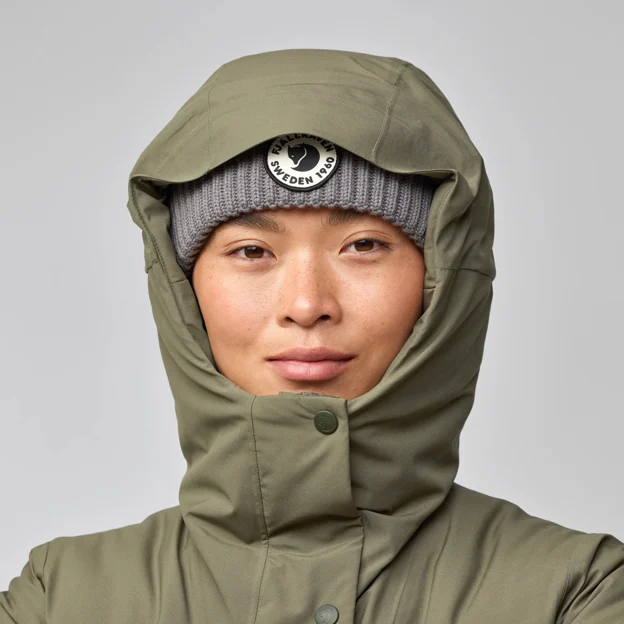 Fjällräven HC hydratic Padded Parka W Women’s Outdoor jackets Model Angle F 94471