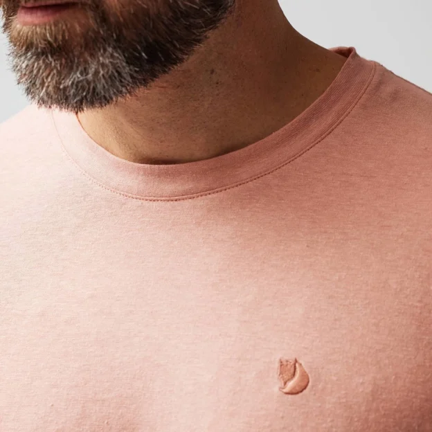 Fjällräven Hemp Blend T-shirt M Men’s T-shirts & tank tops Model Model side 82128