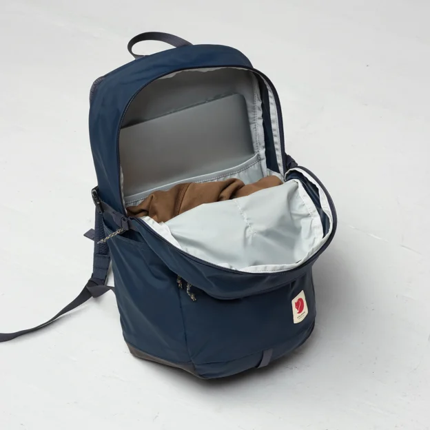Fjällräven High Coast Backpack 24 Unisex Outlet Model Angle K 94806