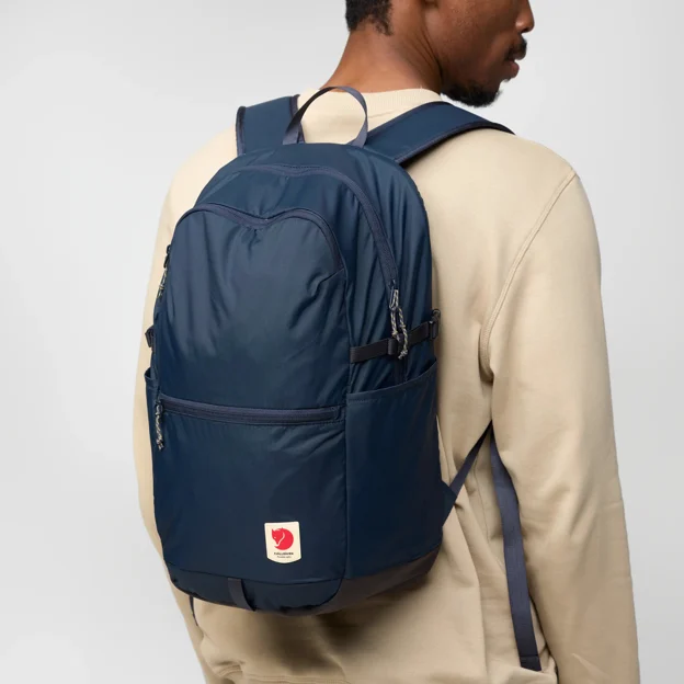 Fjällräven High Coast Backpack 24 Unisex Outlet Model Angle G 94823