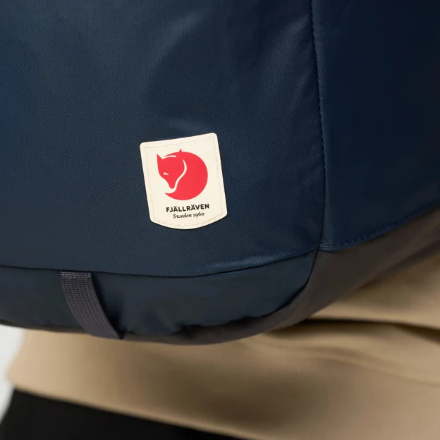 Fjällräven High Coast Backpack 24 Unisex Outlet Model Angle I 94494