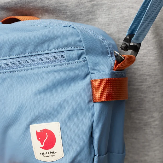 Fjällräven High Coast Crossbody Unisex Outlet Detail Angle F 75937
