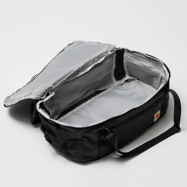 Fjällräven High Coast Duffel 22 Unisex Daypacks Model Angle J 82140