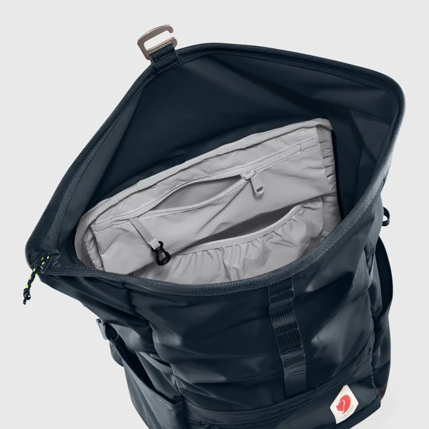 Fjällräven High Coast Foldsack 24 Unisex Outlet Detail Angle I 27727