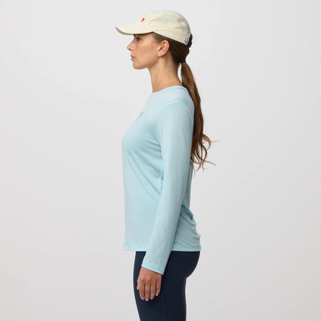 Fjällräven High Coast LS W Women’s T-shirts & tank tops Model Model side 101119