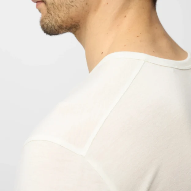 Fjällräven High Coast SS M Men’s T-shirts & tank tops Model Angle F 101143