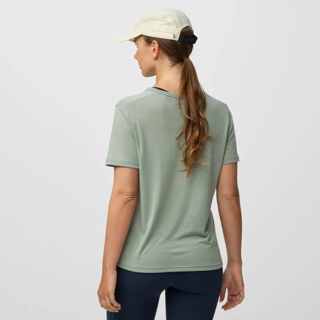 Fjällräven High Coast SS W Women’s T-shirts & tank tops Model Model back 101146