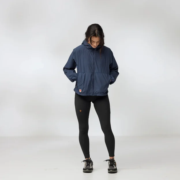 Fjällräven High Coast Short Wind Hoodie W Women’s Wind jackets Model Angle I 92997