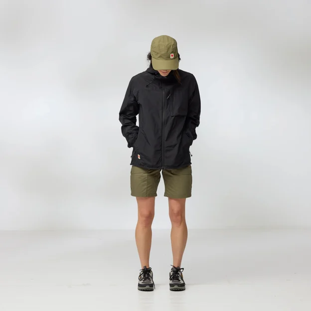 Fjällräven High Coast Wind Jacket W Women’s Wind jackets Model Angle F 92882