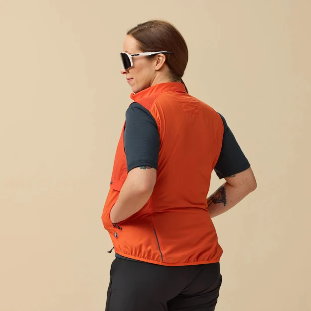 Fjällräven Hoja Adventure Vest W Women’s Vests Model Model back 90064