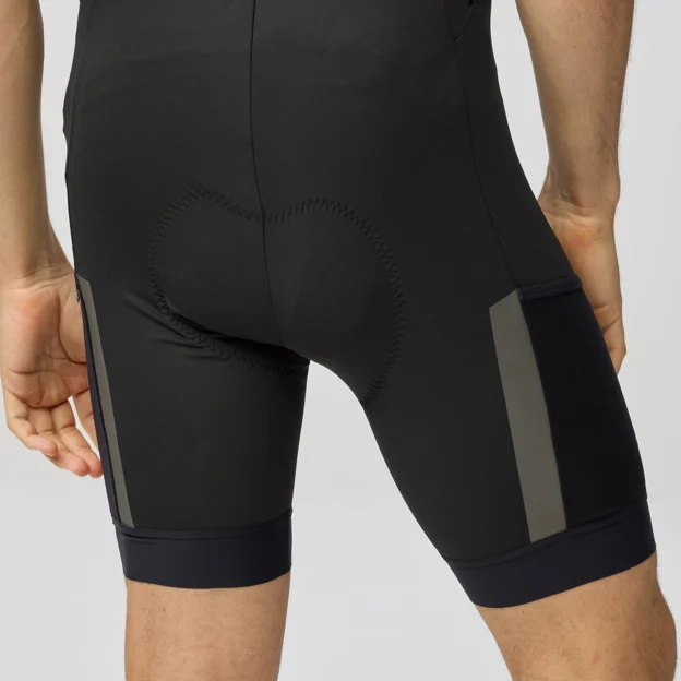 Fjällräven Hoja Bib Shorts M Men’s Shorts & skirts Model Angle M 100569