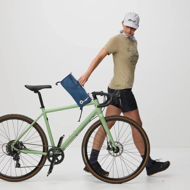 Fjällräven Hoja Bike Frame Fold Bag Unisex Backpack & bag accessories Model Angle G 100445