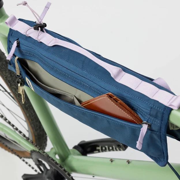 Fjällräven Hoja Bike Frame Fold Bag Unisex Backpack & bag accessories Model Angle J 100498