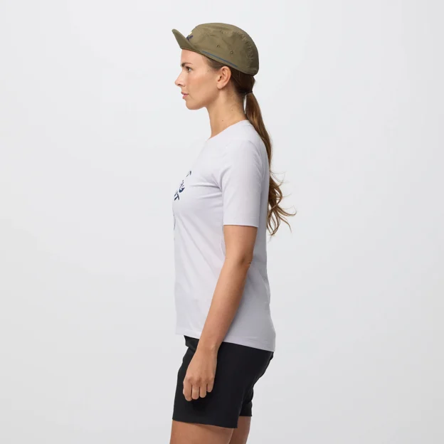 Fjällräven Hoja Iväg T-shirt W Women’s T-shirts & tank tops Model Model side 100474