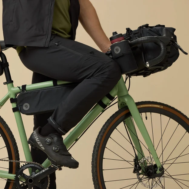 Fjällräven Hoja Snack Bag Unisex Backpack & bag accessories Model Angle G 90023