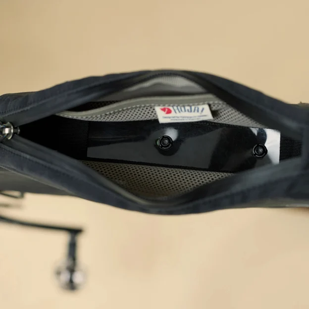 Fjällräven Hoja Top Tube Bag Unisex Backpack & bag accessories Model Angle H 90068