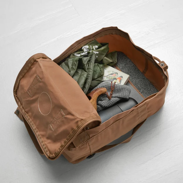 Fjällräven Kånken Unisex Outlet Model Angle G 82391