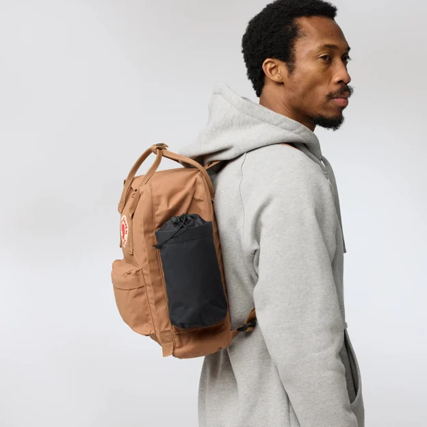 Fjällräven Kånken Bottle Pocket Unisex Backpack & bag accessories Model Model side 92891