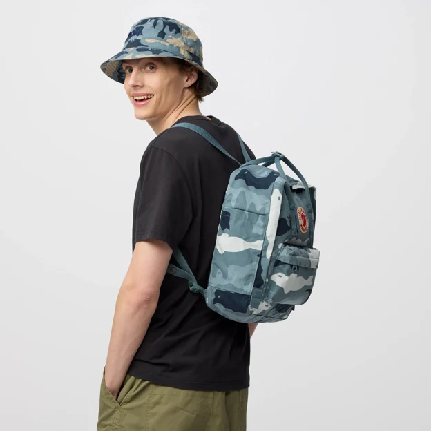Fjällräven Kånken Graphics Unisex Daypacks Model Angle F 100454