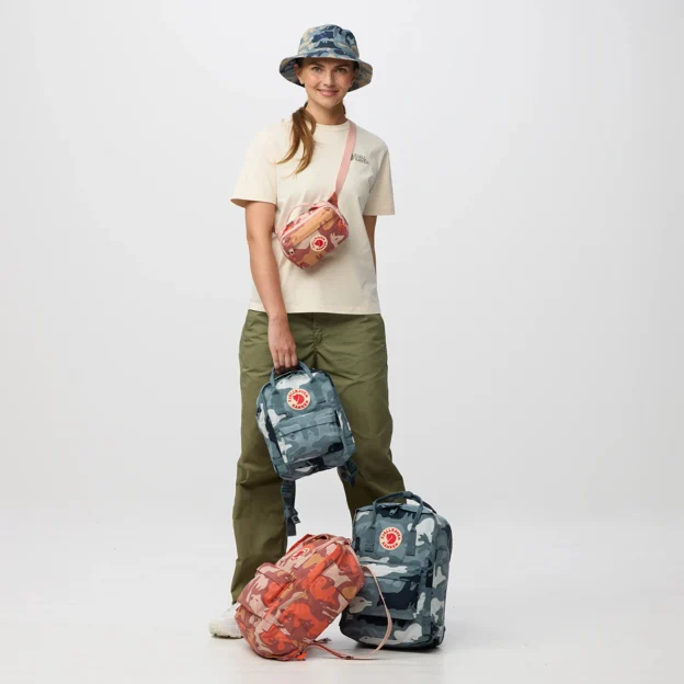Fjällräven Kånken Graphics Mini Unisex Daypacks Model Angle G 100503