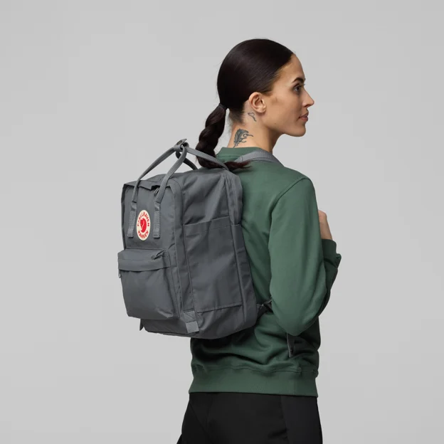 Fjällräven Kånken Laptop 13 Unisex Daypacks Model Model front 82357