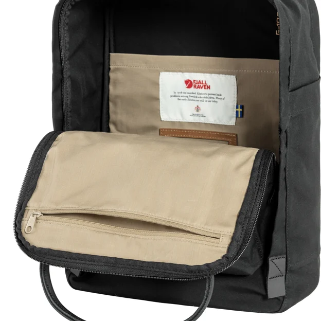 Fjällräven Kånken No. 2 Black Laptop 15 Unisex Laptop bags Detail Angle J 65425