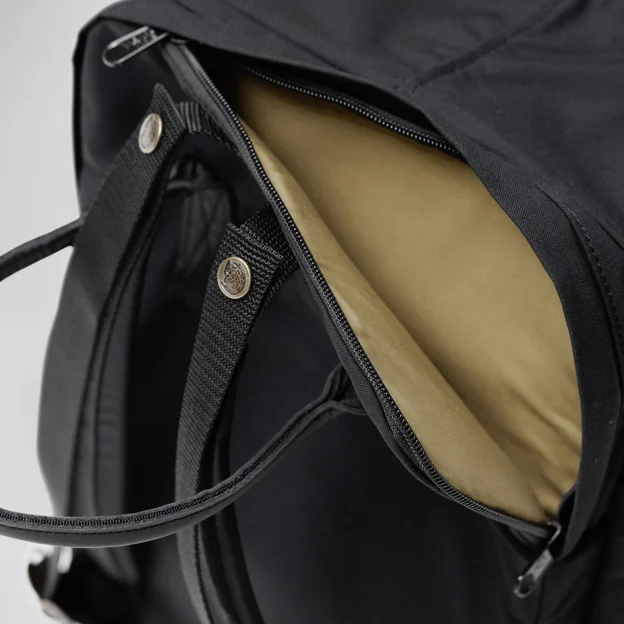 Fjällräven Kånken No. 2 Black Laptop 15 Unisex Laptop bags Detail Angle F 75941