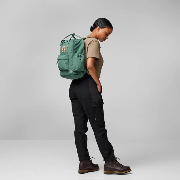 Fjällräven Kånken Outlong Unisex Daypacks Model Model back 82217