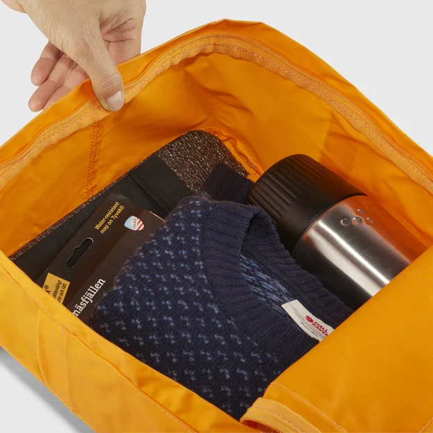 Fjällräven Kånken Rainbow Unisex Outlet Detail Angle J 43831