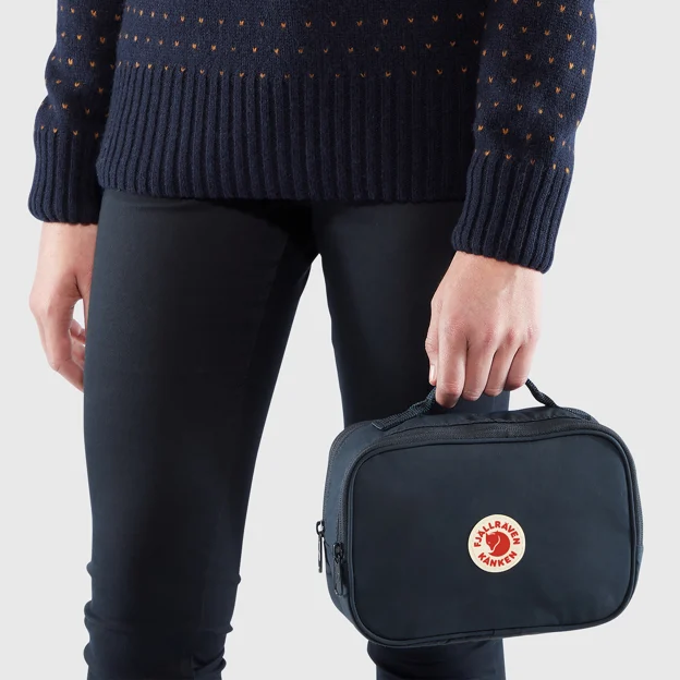 Fjällräven Kånken Toiletry Bag Unisex Travel accessories Model Model front 22181